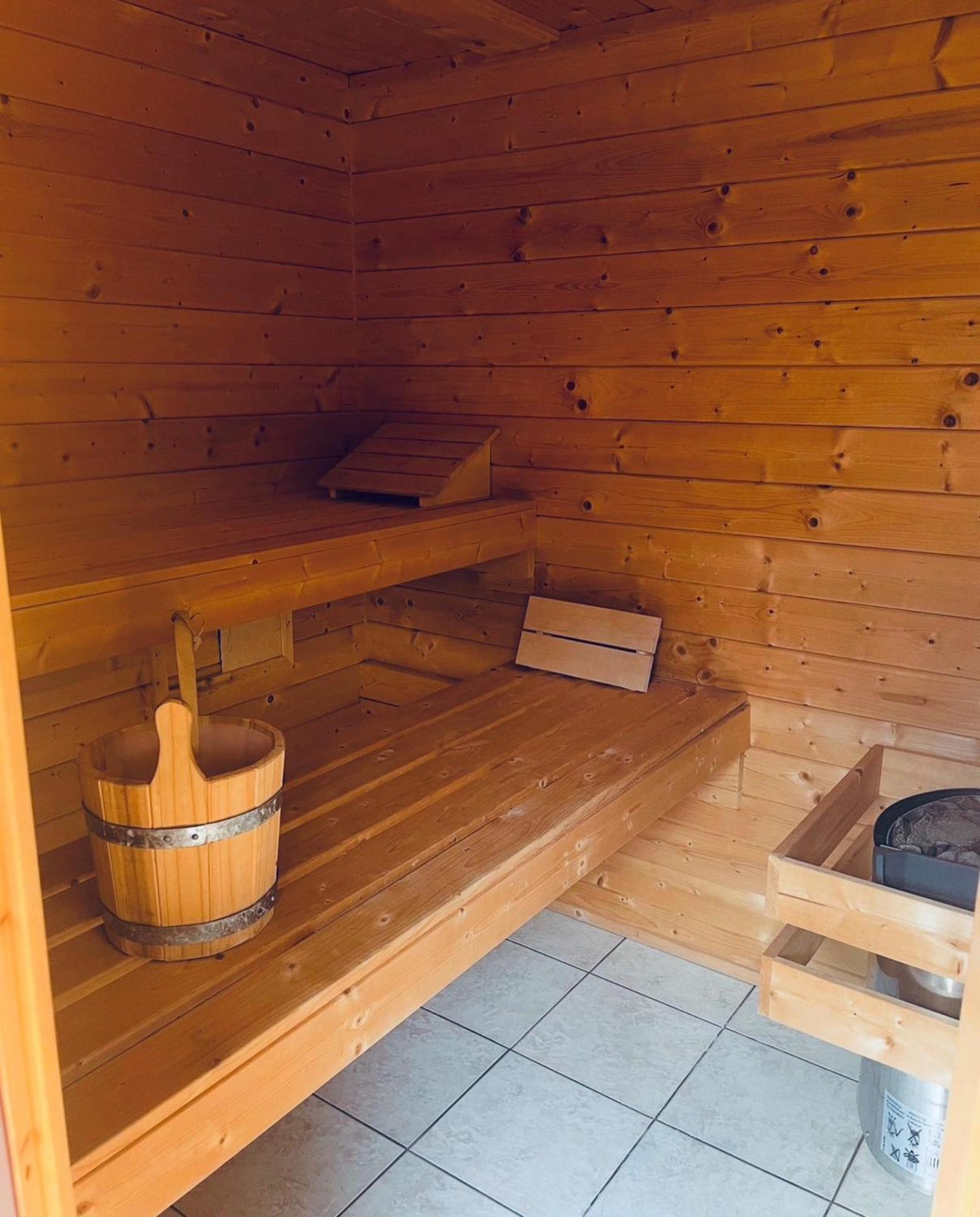 Ferienhaus "Zauberwald" Mit Pelletofen & Sauna เมสเชอเดอ ภายนอก รูปภาพ